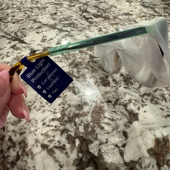 Diff BECKY Blue Light Glasses 👓 - Picture 13 of 14